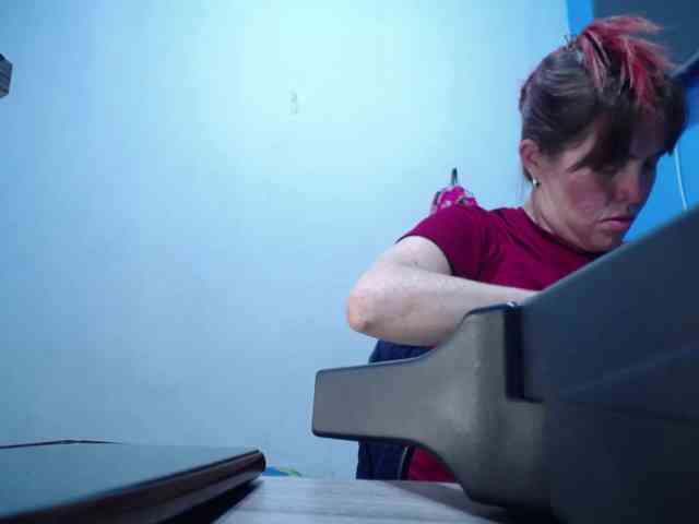 Carolinhe webcam