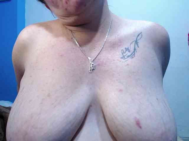 Carolinhe webcam