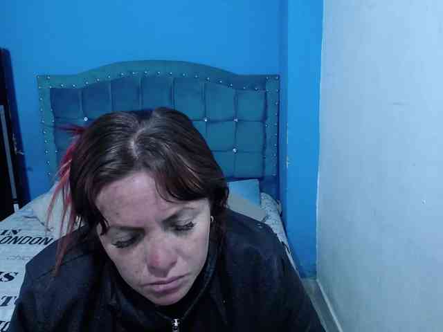 Carolinhe's webcam live show