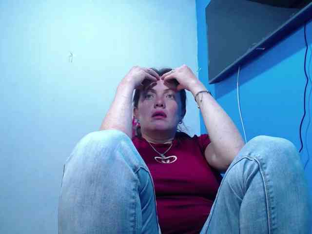 Carolinhe webcam