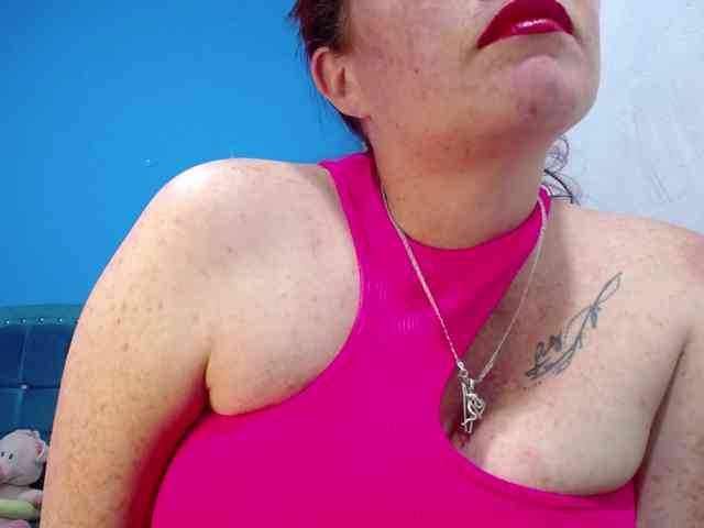 Carolinhe webcam