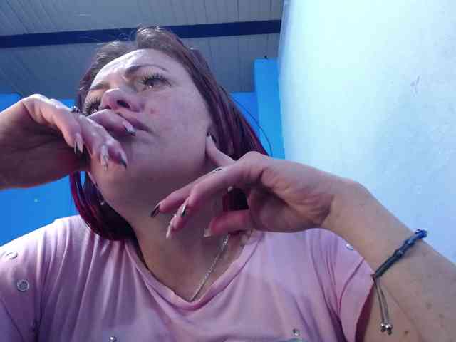 Carolinhe Carolinhe