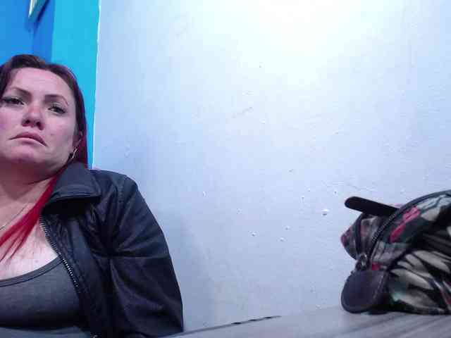 Carolinhe Carolinhe