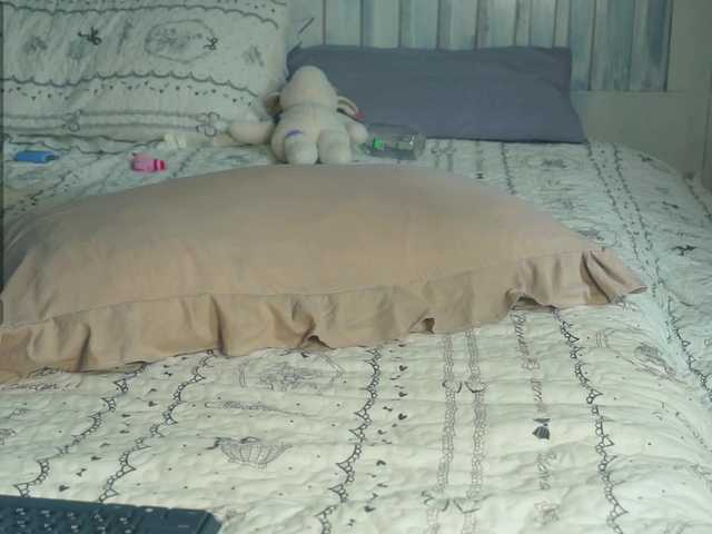 SlowlyLolly44 live cam on BongaCams