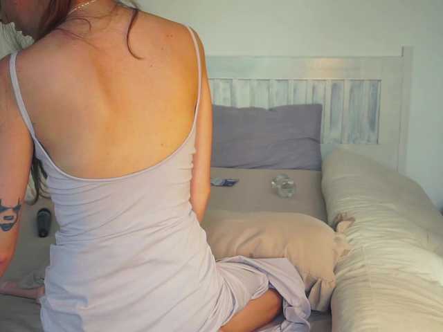 SlowlyLolly44 live cam on BongaCams