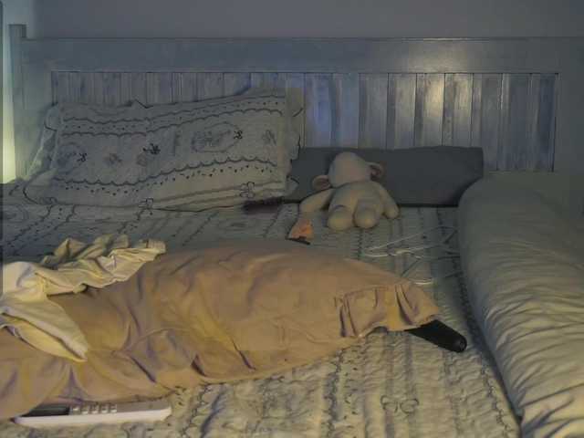 SlowlyLolly44 live webcam show