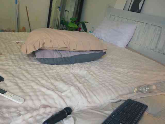 SlowlyLolly44 webcam