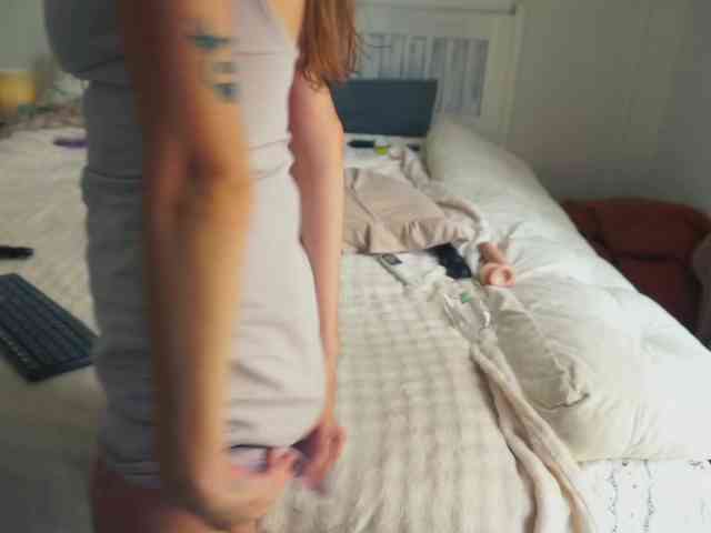 SlowlyLolly44 webcam