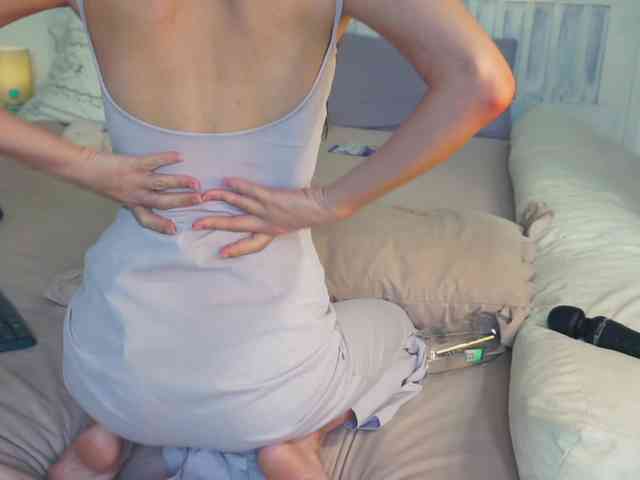 SlowlyLolly44 webcam