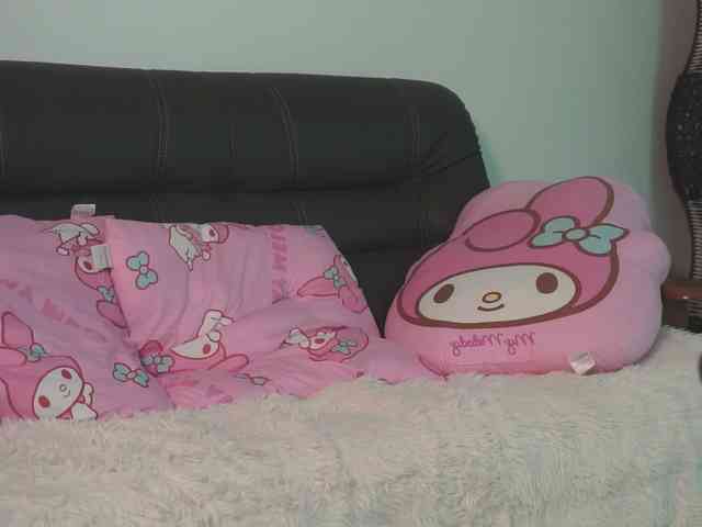 SlowlyLolly44 webcam