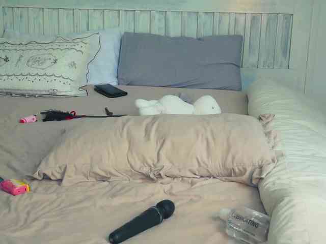 SlowlyLolly44 webcam