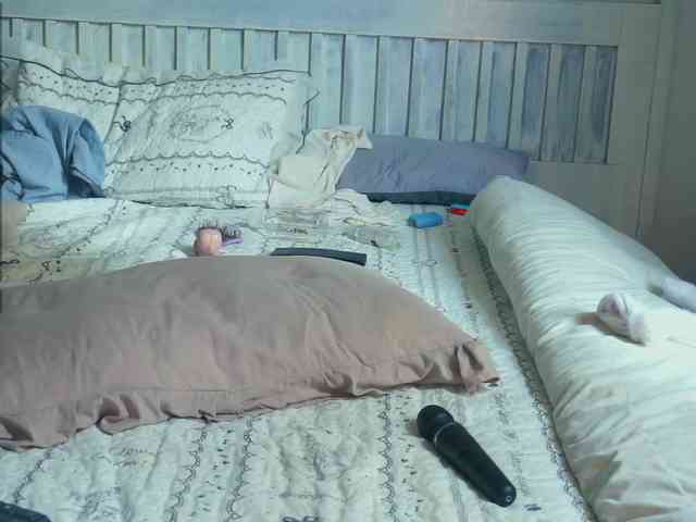 SlowlyLolly44 webcam