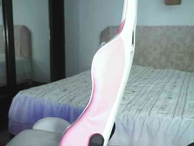 SlowlyLolly44 webcam