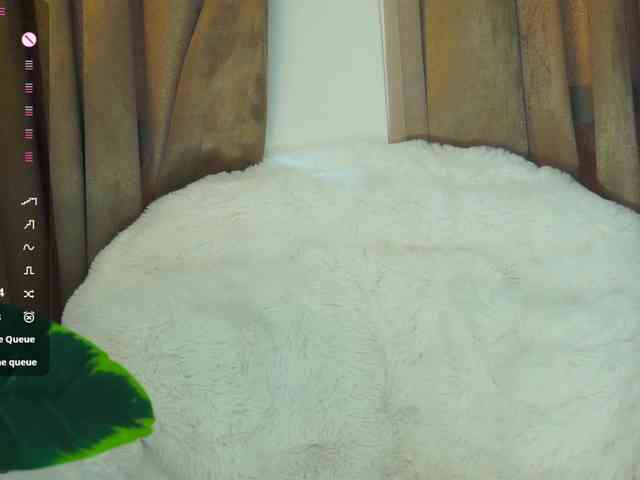 SlowlyLolly44 webcam