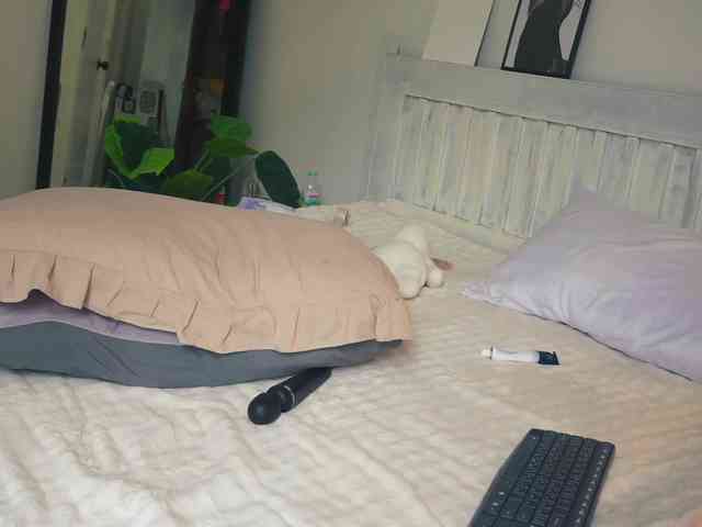 SlowlyLolly44 webcam