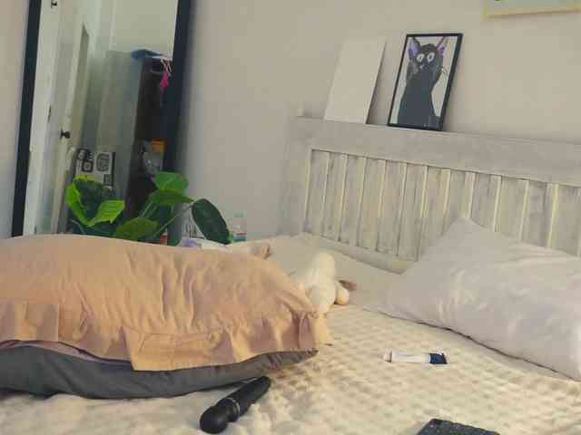 SlowlyLolly44 webcam