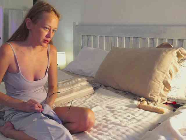 SlowlyLolly44 SlowlyLolly44