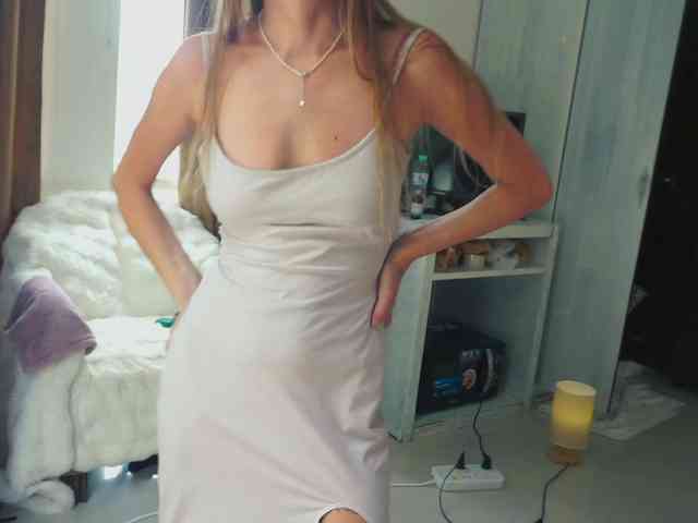 SlowlyLolly44 webcam