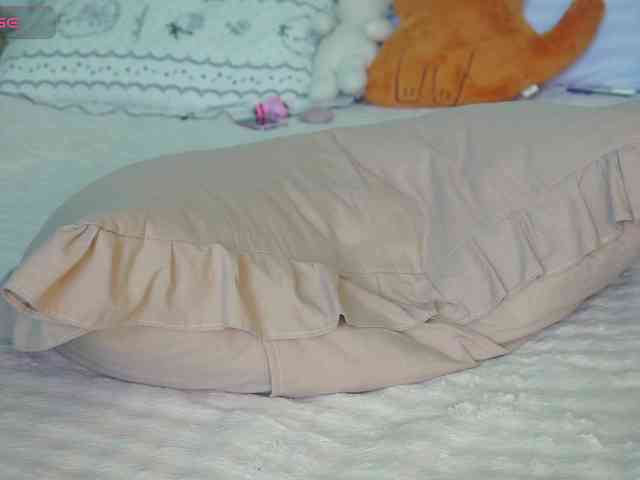 SlowlyLolly44 webcam