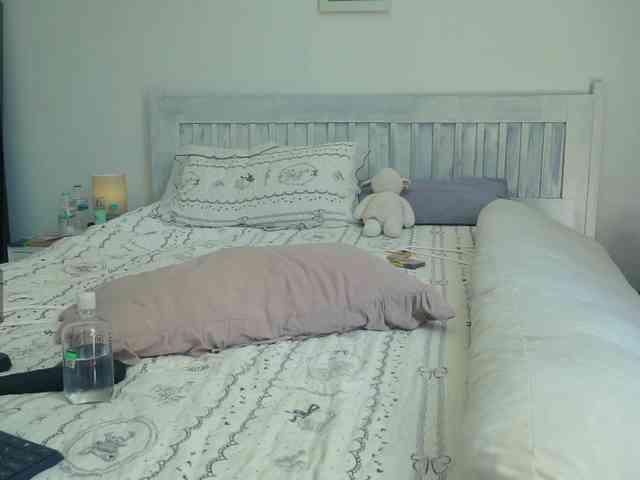 SlowlyLolly44 webcam