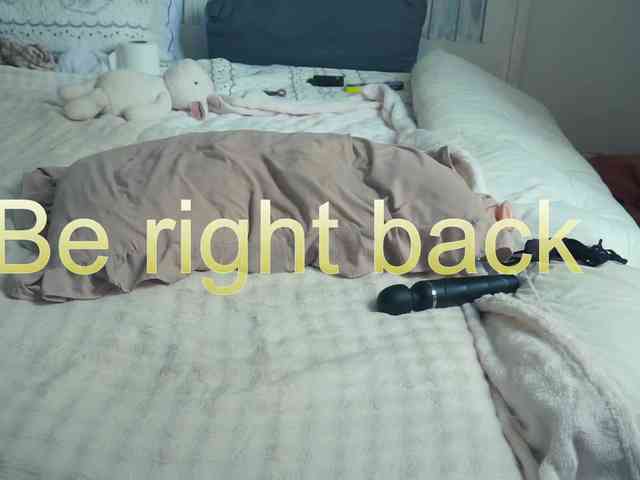 SlowlyLolly44 webcam