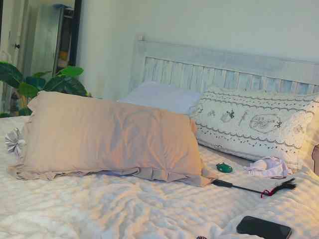 SlowlyLolly44 webcam