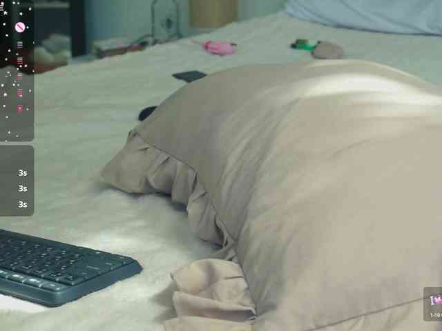 SlowlyLolly44 webcam