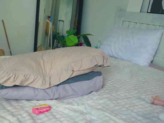 SlowlyLolly44 webcam