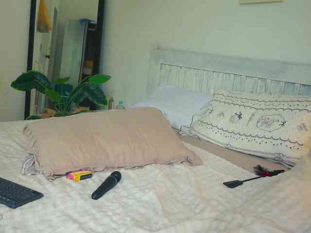 SlowlyLolly44 webcam