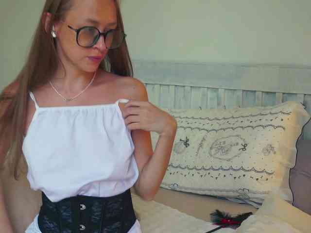 SlowlyLolly44 webcam