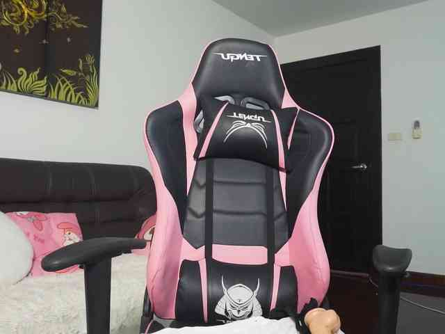 SlowlyLolly44 webcam