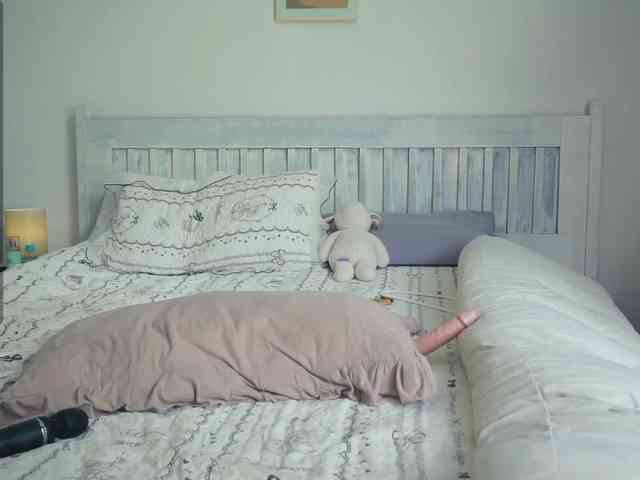 SlowlyLolly44 webcam