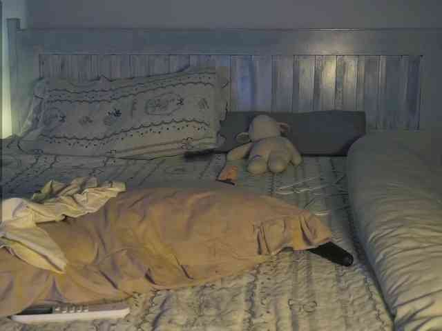 SlowlyLolly44 webcam