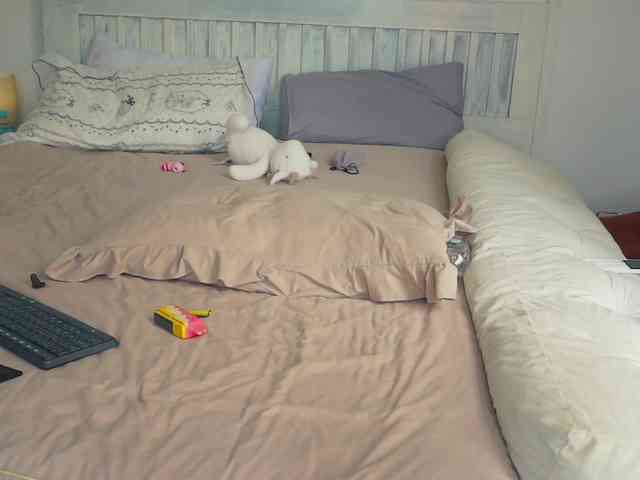 SlowlyLolly44 webcam