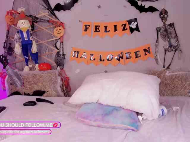 Sheinny-brown1 Live Webcam on BongaCams