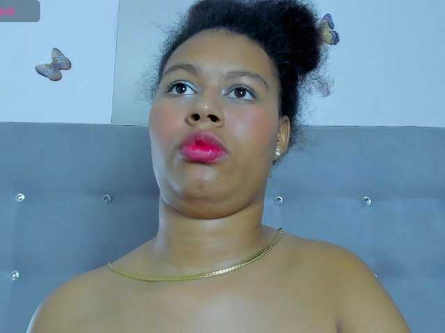 tatianasquirthot live cam on BongaCams