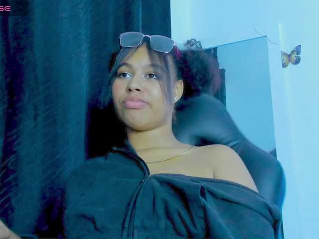 tatianasquirthot live cam on BongaCams