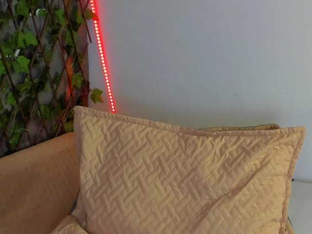 tatianasquirthot's BongaCams show and profile