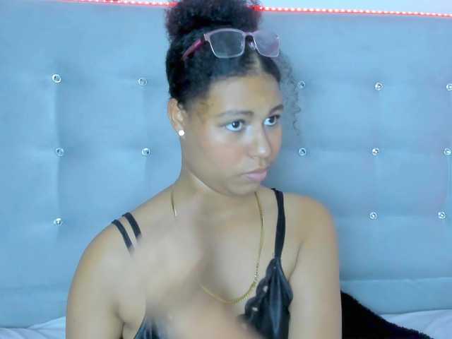 tatianasquirthot live cam on BongaCams