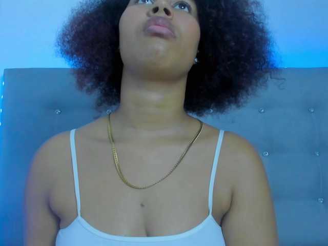 tatianasquirthot live cam on BongaCams