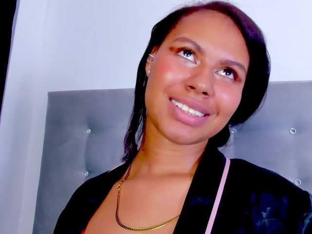 tatianasquirthot live cam on BongaCams