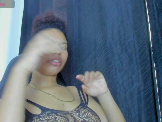 tatianasquirthot live cam on BongaCams