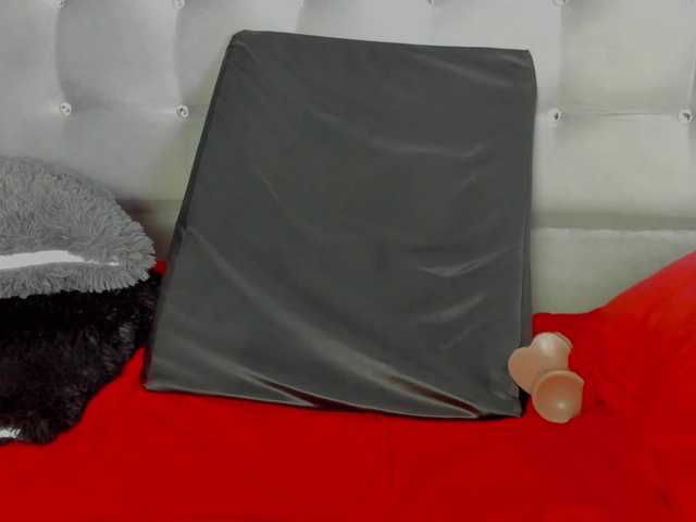 tatianasquirthot live cam on BongaCams
