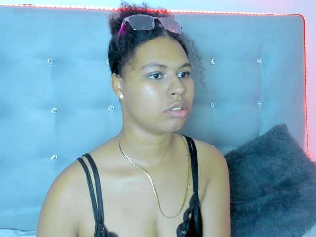 tatianasquirthot live cam on BongaCams