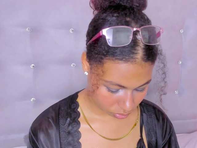 tatianasquirthot live cam on BongaCams