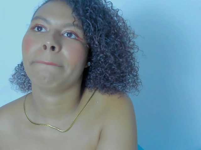tatianasquirthot live cam on BongaCams