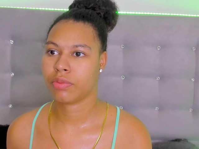 tatianasquirthot live cam on BongaCams