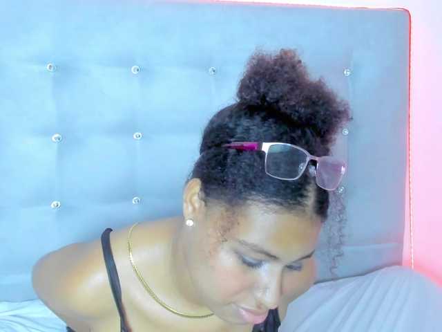 tatianasquirthot live cam on BongaCams