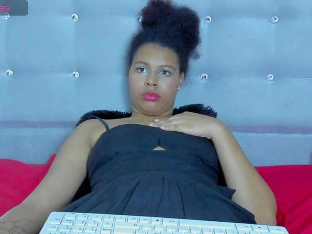 tatianasquirthot live cam on BongaCams