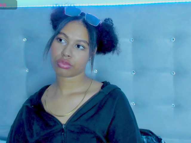 tatianasquirthot live cam on BongaCams